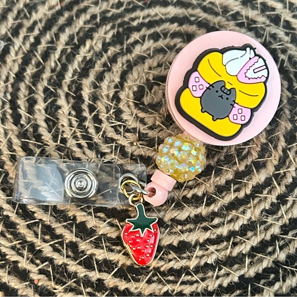 Pusheen Badge Reel - Picture 1 of 1